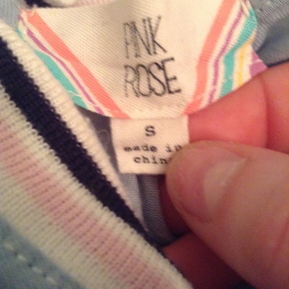 Light blue with colorful striped trim top - Picture 3 of 3